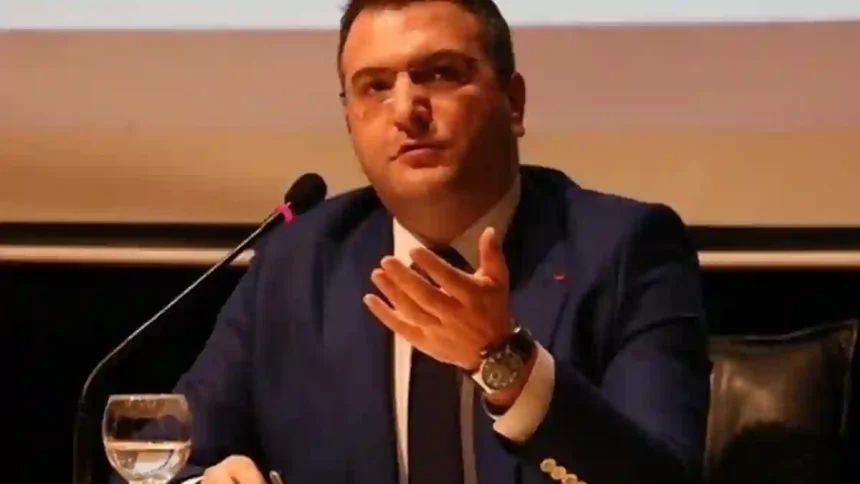 Cem Küçük