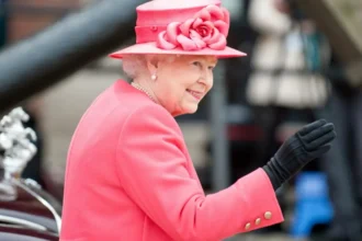 Kraliçe Elizabeth