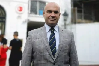 Turhan Çömez