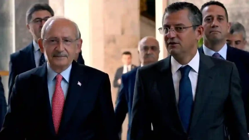 Kemal Kılıçdaroğlu - Özgür Özel