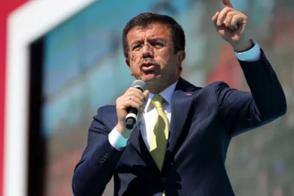 Nihat Zeybekçi