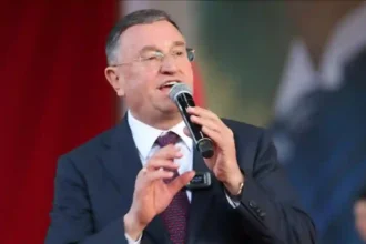 Lütfü Savaş
