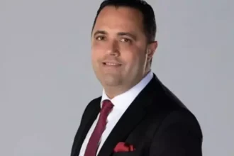 Rezan Epözdemir