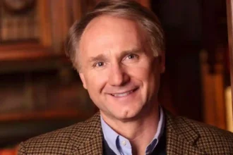 Dan Brown
