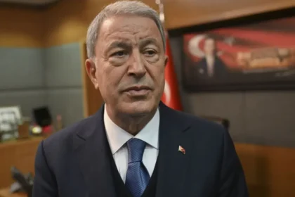 Hulusi Akar